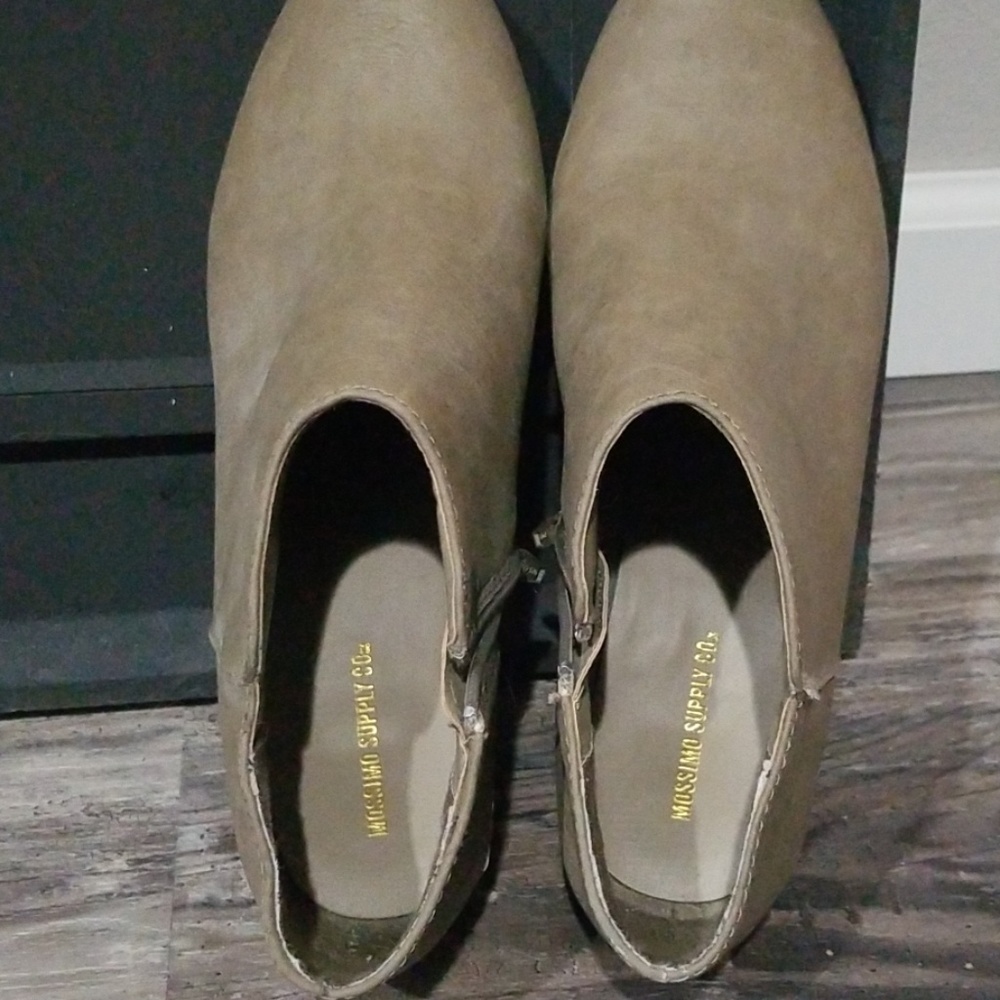 Booties - Picture 3 of 5